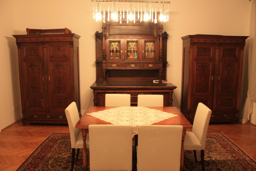 Schönbrunn Apartment